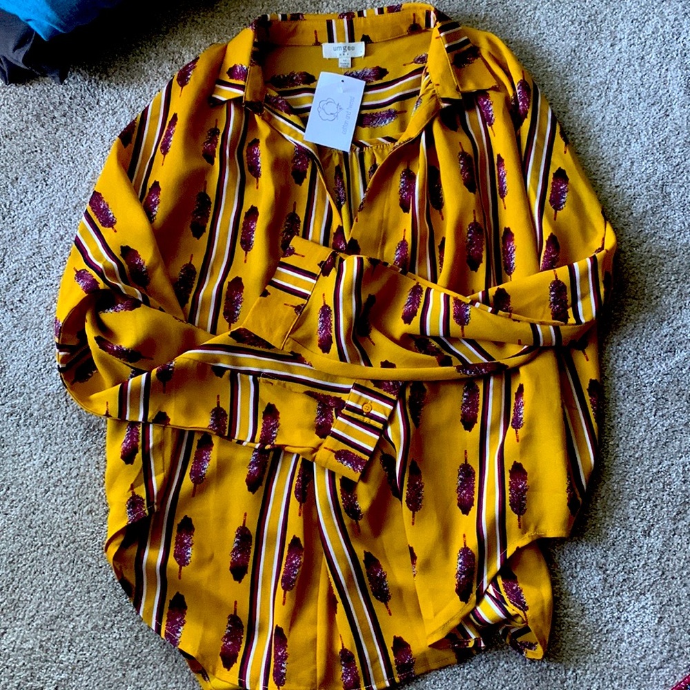 Loose fit mustard yellow brand new shirt